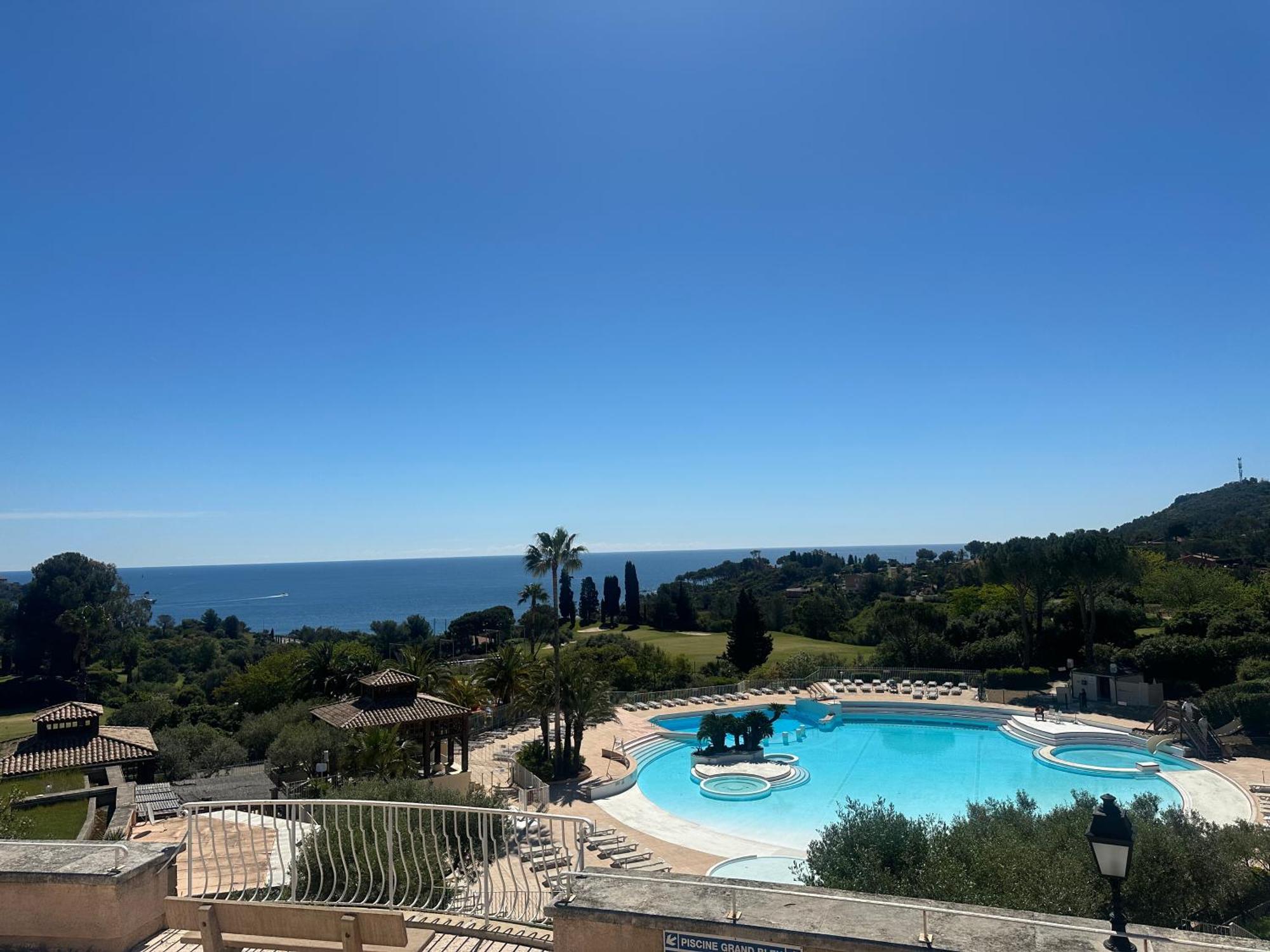 Cap Esterel Village Pierre & Vacance , Agay 4Prs Climatise-Wifi-Parking Inclus Saint-Raphaël Екстериор снимка